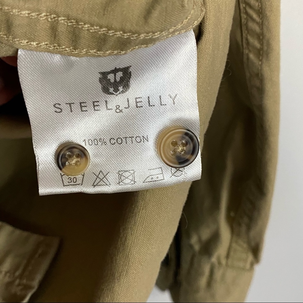 Steel & Jelly Men's Tan Button Down Khaki Shirt - Picture 9 of 11
